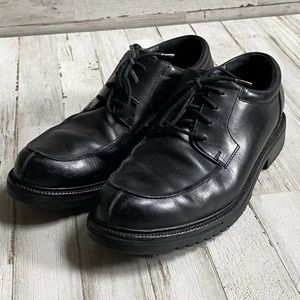 Men’s Cole Haan Waterproof Shoes Size 9.5